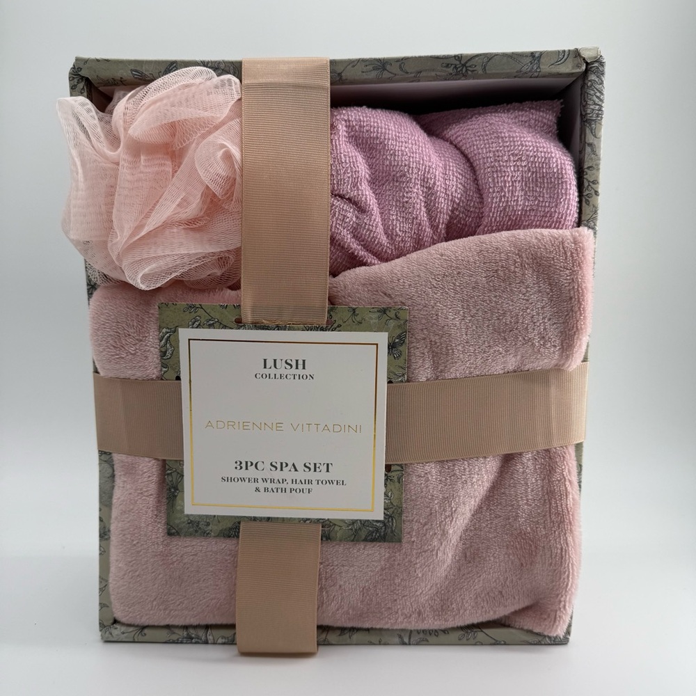 Adrienne Vittadini Lush Collection 3pc Spa Gift Set NWT